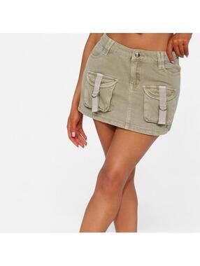 In too deep fashion nova cargo mini skirt NWT